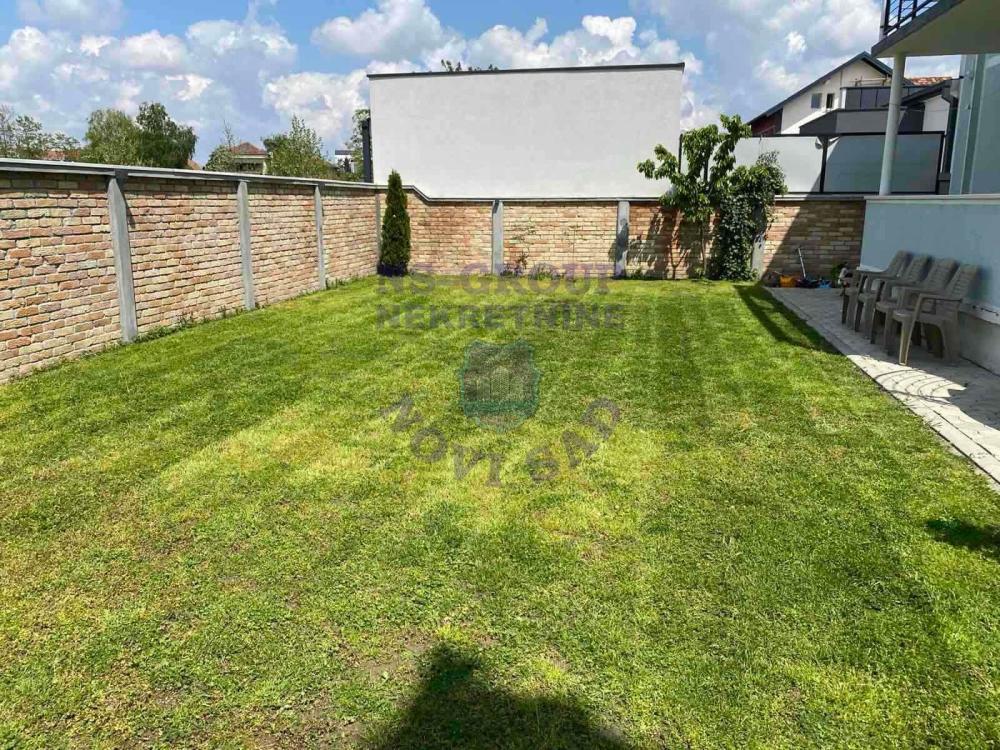 Slika 2 -  Kuća na prodaju, 244m2, 380.070€