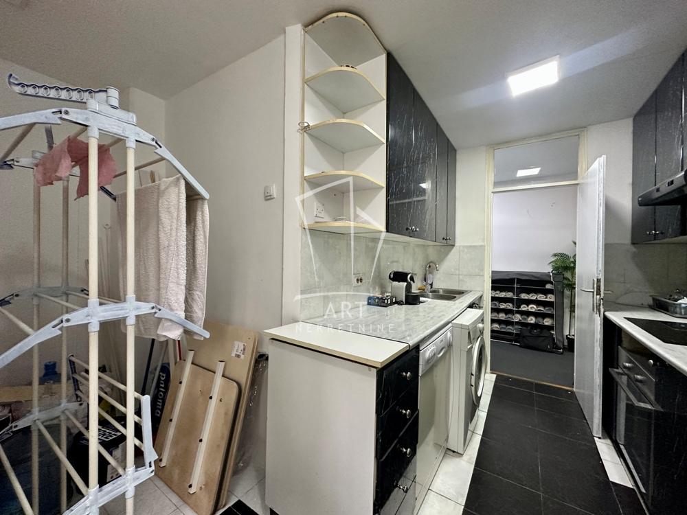 Slika 7 - Bulevar Zorana Đinđića, Trosoban stan na prodaju, 86m2, 279.000€