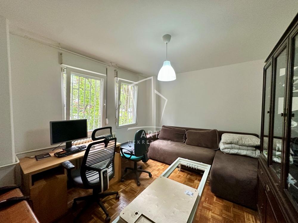 Slika 2 - Bulevar Zorana Đinđića, Trosoban stan na prodaju, 86m2, 279.000€