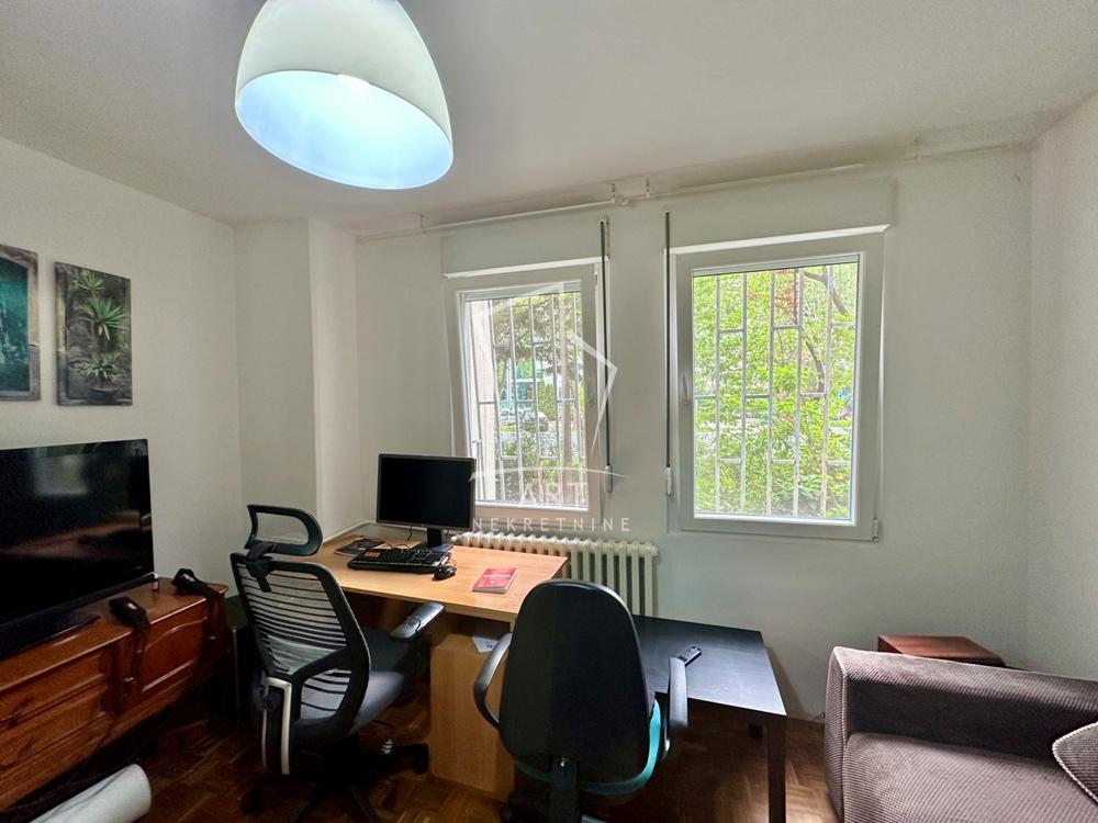 Slika 1 - Bulevar Zorana Đinđića, Trosoban stan na prodaju, 86m2, 279.000€