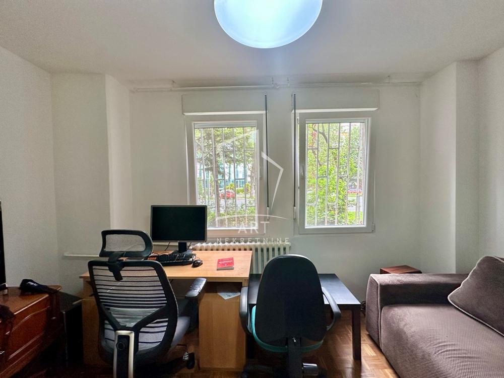 Slika 5 - Bulevar Zorana Đinđića, Trosoban stan na prodaju, 86m2, 279.000€