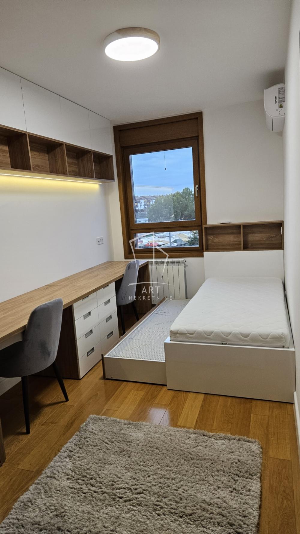 Slika 11 - Jurija Gagarina, Trosoban stan za izdavanje, 76m2, 1.400€