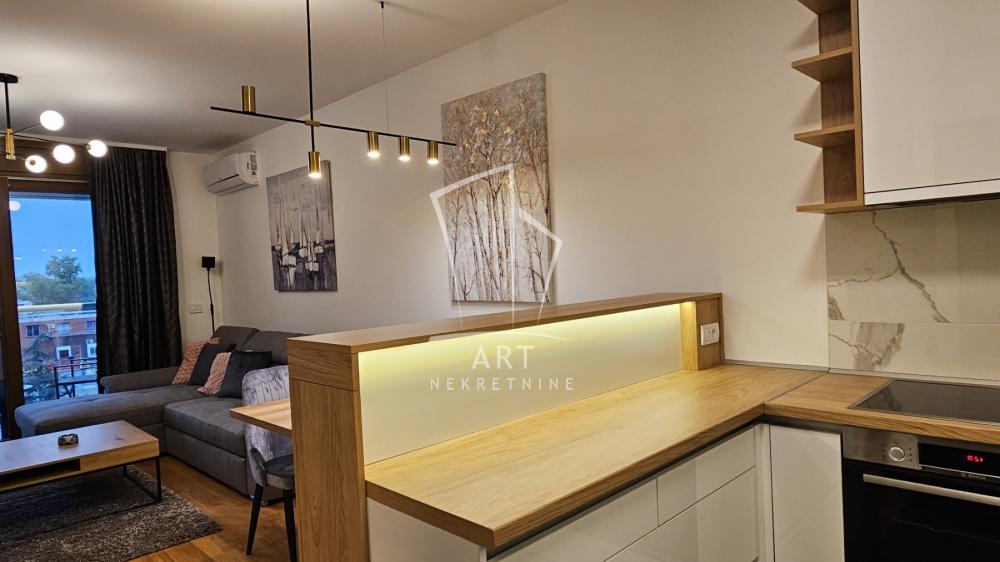 Slika 4 - Jurija Gagarina, Trosoban stan za izdavanje, 76m2, 1.400€