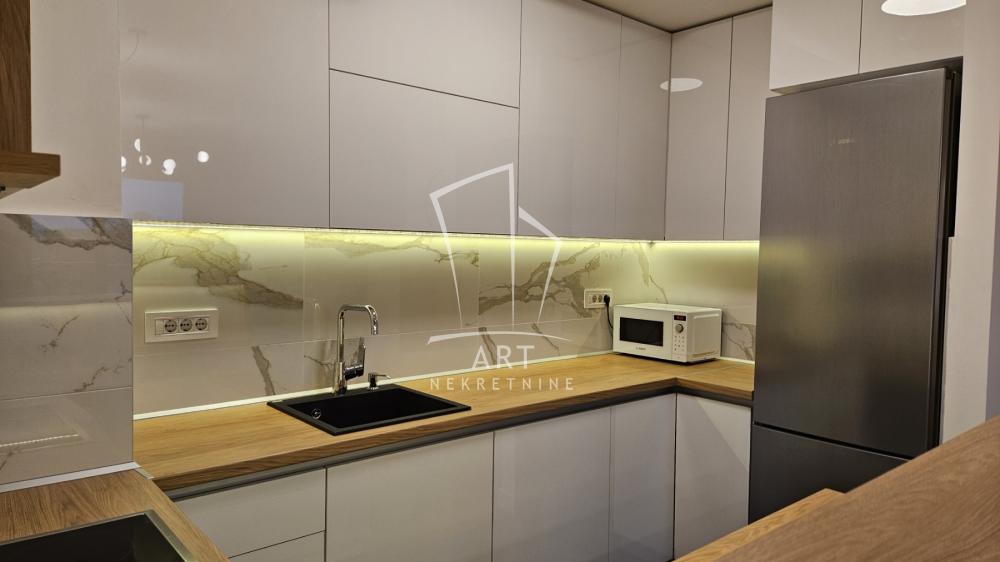 Slika 7 - Jurija Gagarina, Trosoban stan za izdavanje, 76m2, 1.400€