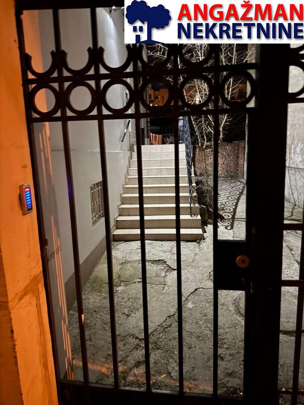 Slika 3 - Miće Popovića,  Lokal za izdavanje, 96m2, 900€