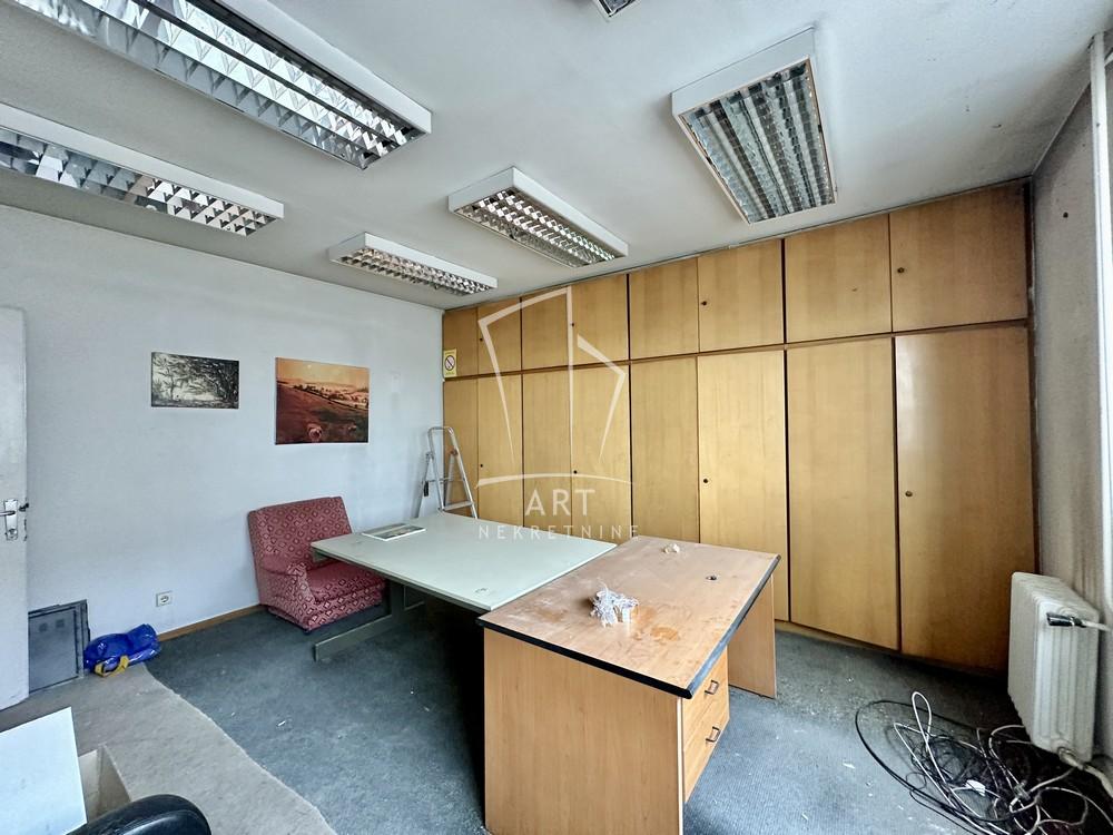 Slika 3 - Emilijana Josimovića,  Lokal na prodaju, 230m2, 920.000€