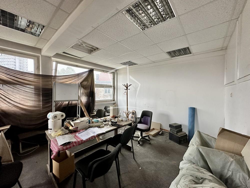 Slika 8 - Emilijana Josimovića,  Lokal na prodaju, 230m2, 920.000€