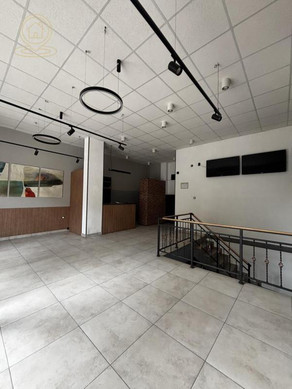 Slika 1 -  Lokal za izdavanje, 140m2, 1.200€