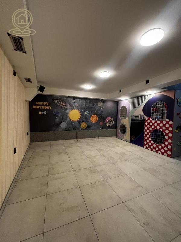 Slika 4 -  Lokal za izdavanje, 140m2, 1.200€