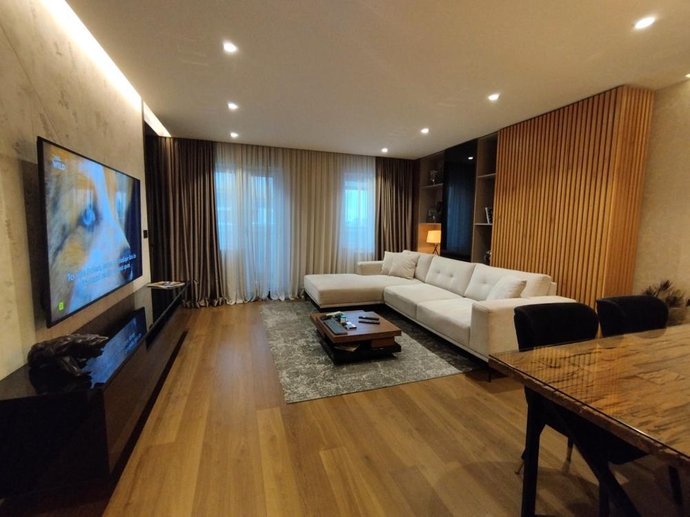 Glavna slika -Četvorosoban stan na prodaju, 122m2, 442.900€