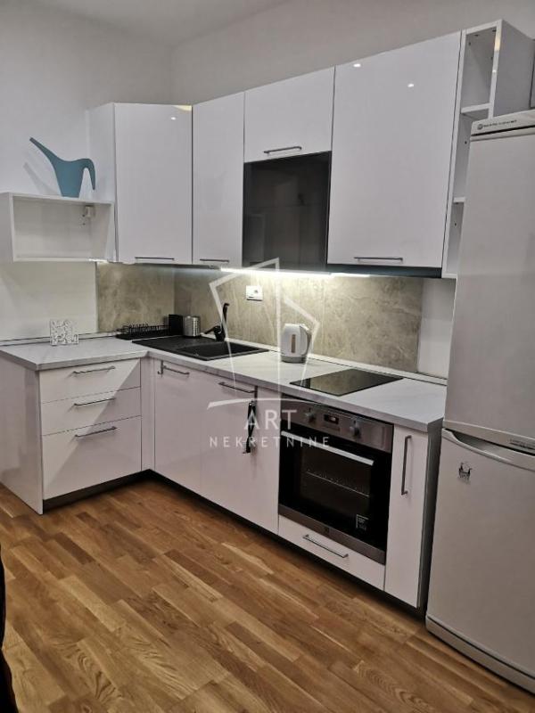 Slika 4 - Kosovska, Dvosoban stan za izdavanje, 45m2, 750€