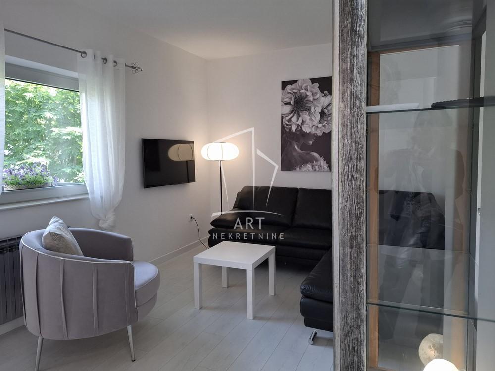 Slika 2 - Todora Dukina, Trosoban stan za izdavanje, 70m2, 700€