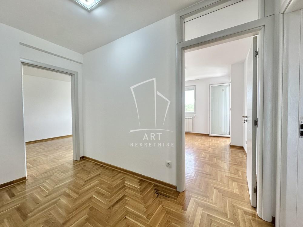 Slika 5 - Dušana Jovanovića, Trosoban stan na prodaju, 71m2, 210.000€