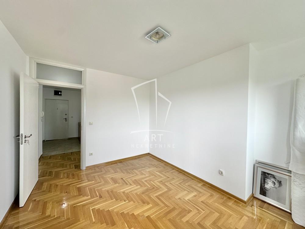 Slika 6 - Dušana Jovanovića, Trosoban stan na prodaju, 71m2, 210.000€