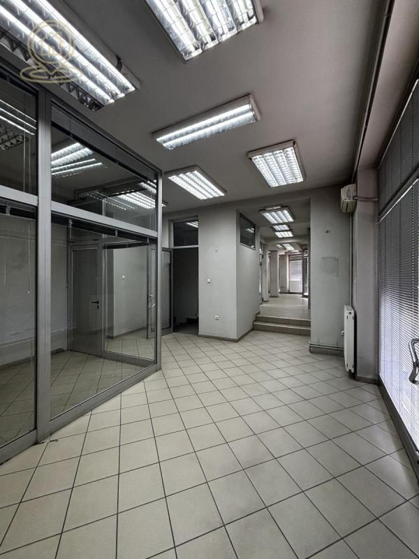 Slika 2 -  Lokal za izdavanje, 450m2, 5.000€