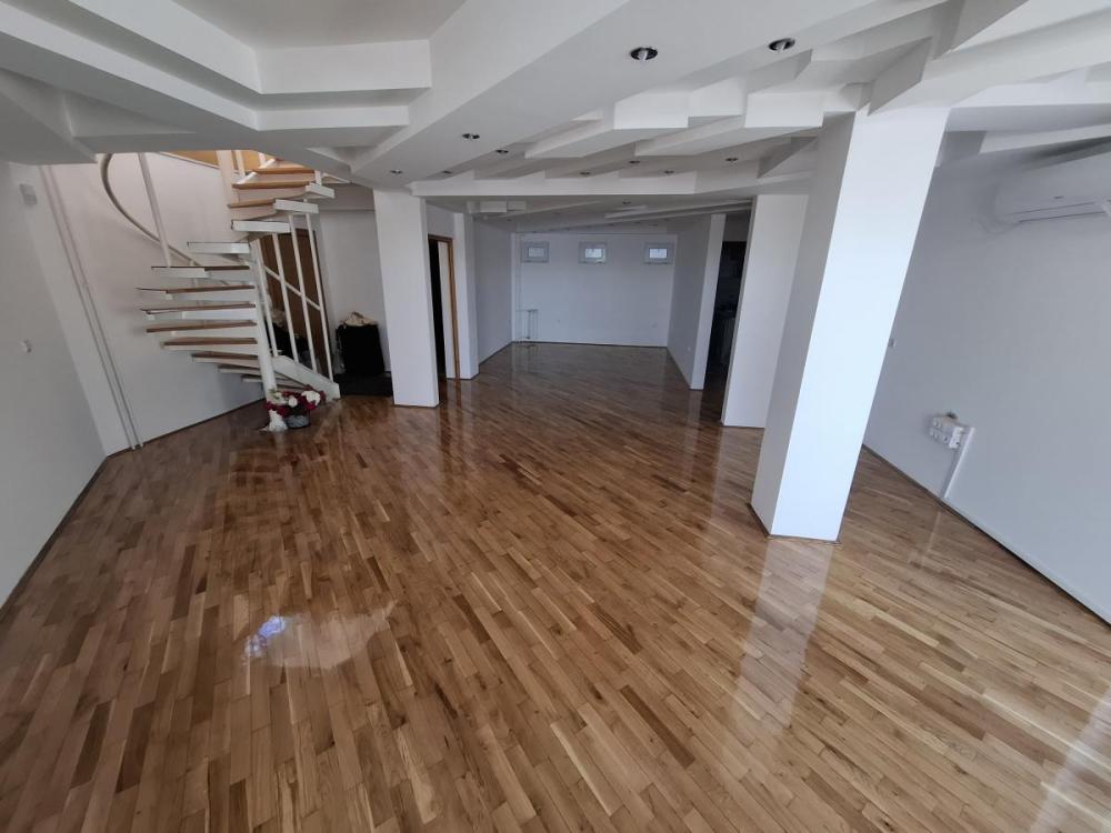 Slika 5 -  Stan na prodaju, 220m2, 463.500€