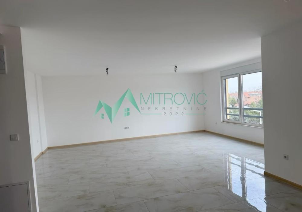 Slika 8 - Petosoban stan na prodaju, 151m2, 233.300€