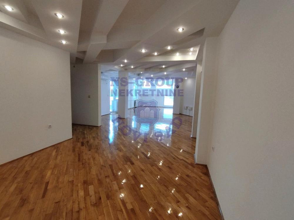 Slika 3 - Šestosoban stan na prodaju, 216m2, 450.000€