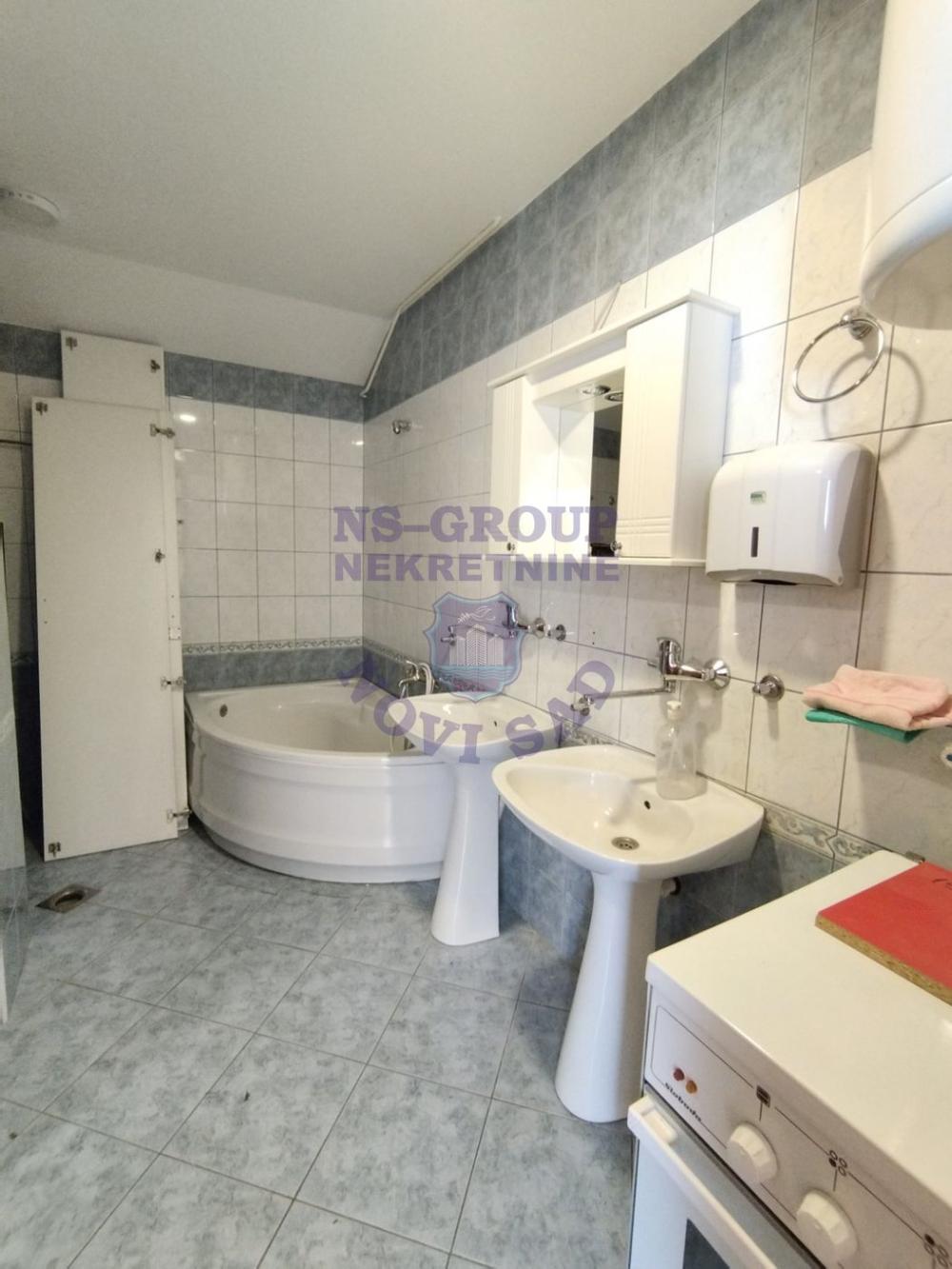 Slika 8 - Šestosoban stan na prodaju, 216m2, 450.000€