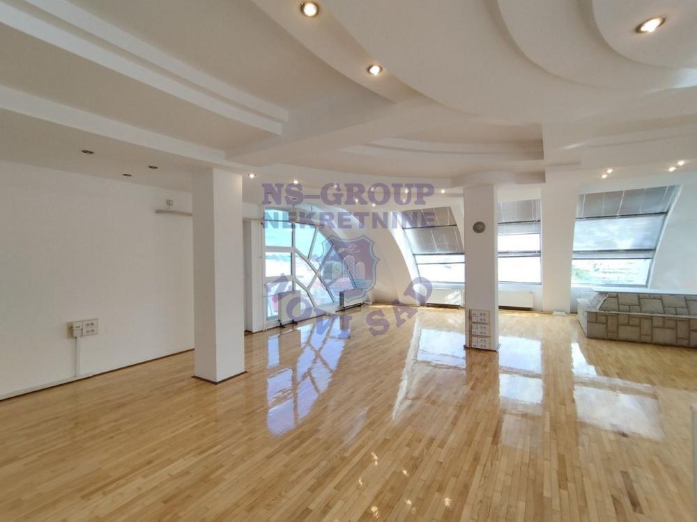 Glavna slika -Šestosoban stan na prodaju, 216m2, 450.000€