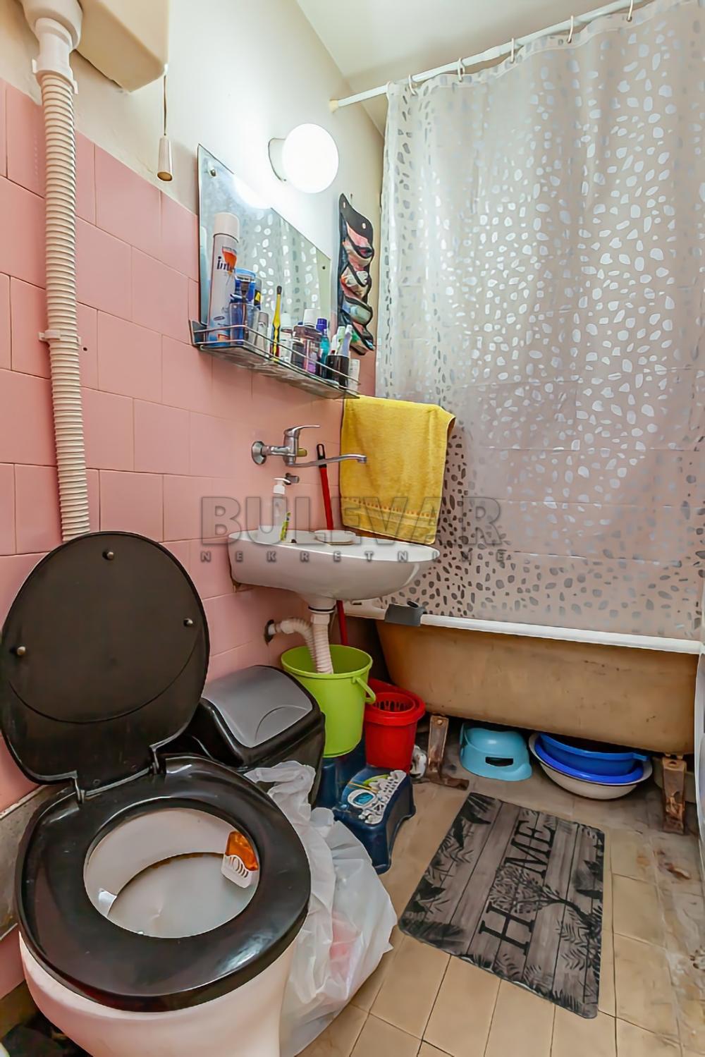 Slika 10 - Bulevar Nemanjića, Dvoiposoban stan na prodaju, 59m2, 103.000€