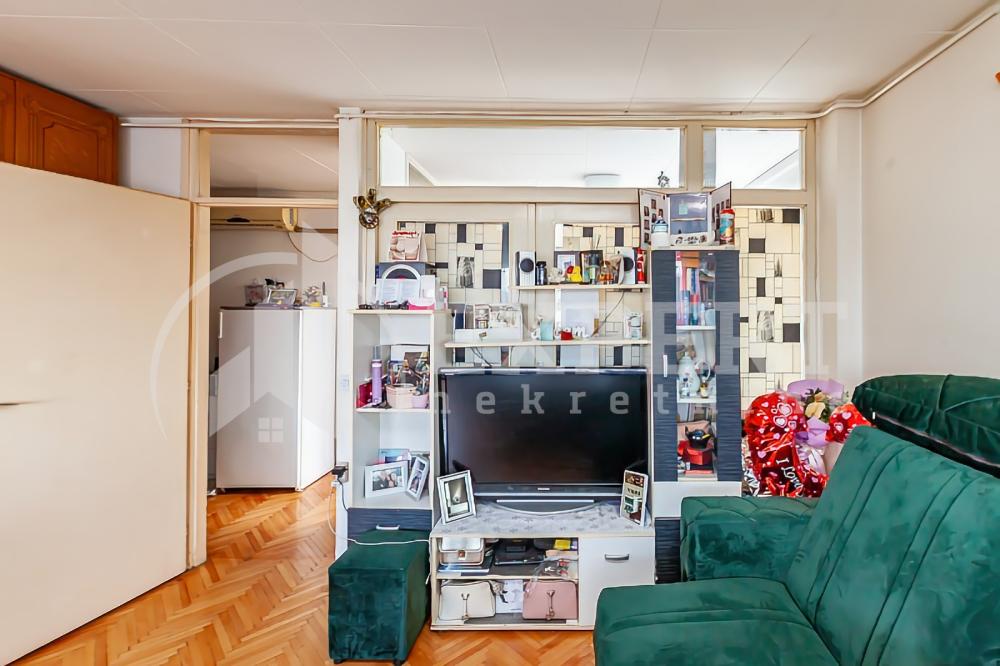 Slika 2 - Bulevar Nemanjića, Dvoiposoban stan na prodaju, 59m2, 103.000€