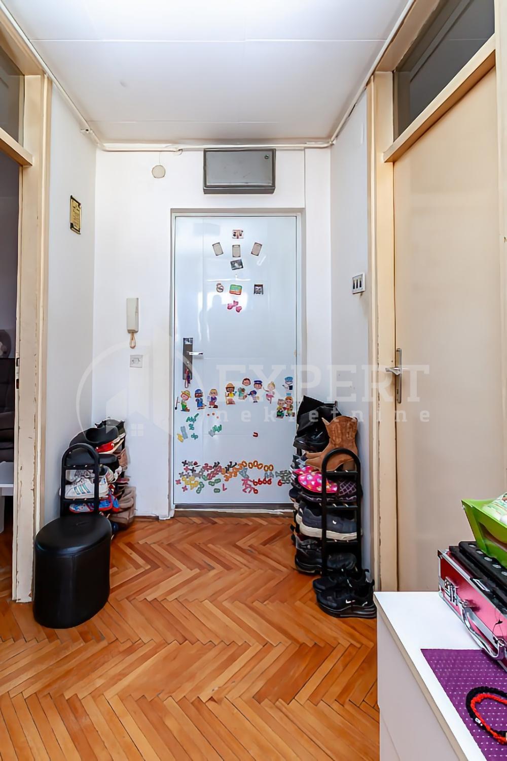 Slika 3 - Bulevar Nemanjića, Dvoiposoban stan na prodaju, 59m2, 103.000€