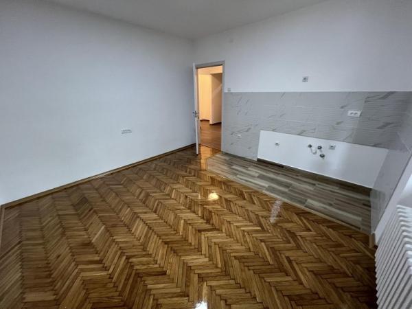 Slika 1 - Dvoiposoban stan na prodaju, 52m2, 154.500€