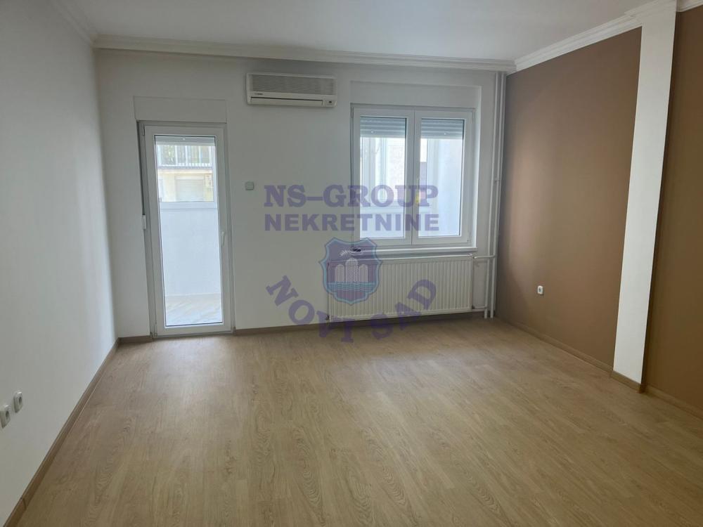 Glavna slika -Dvoiposoban stan na prodaju, 62m2, 164.760€