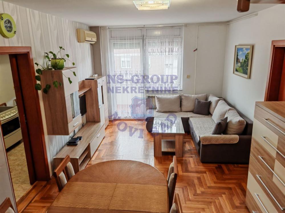 Glavna slika -Trosoban stan za izdavanje, 61m2, 450€