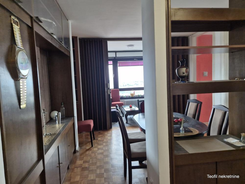 Slika 2 - Vojvode Stepe, Četvoroiposoban stan za izdavanje, 110m2, 700€