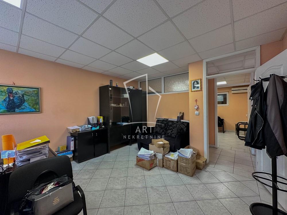 Slika 8 - Konstantina Jovanovića,  Lokal za izdavanje, 835m2, 3.200€