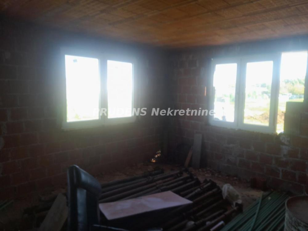 Slika 4 -  Kuća na prodaju, 102m2, 135.000€