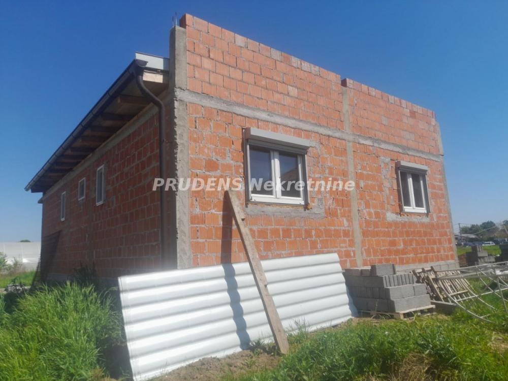 Slika 1 -  Kuća na prodaju, 102m2, 135.000€