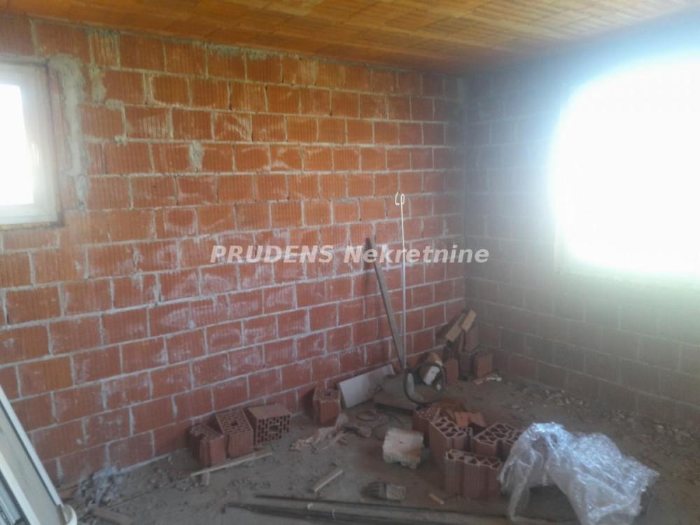 Slika 5 -  Kuća na prodaju, 102m2, 135.000€