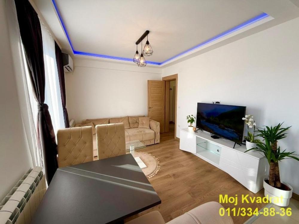 Slika 1 - Jednoiposoban stan za izdavanje, 42m2, 900€