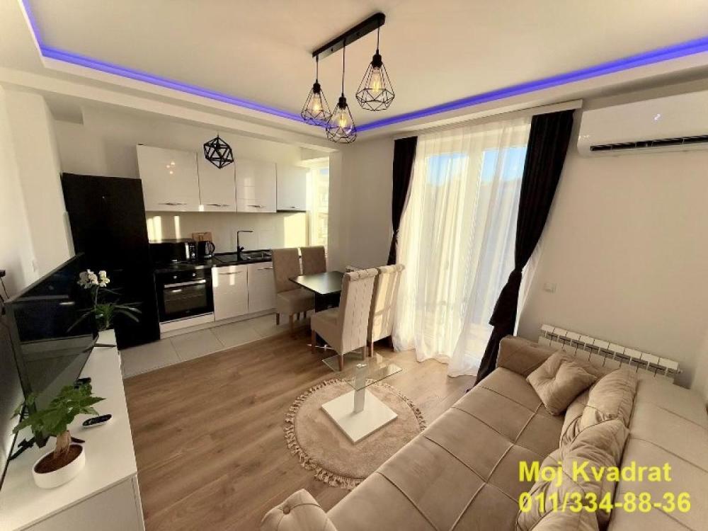 Glavna slika -Jednoiposoban stan za izdavanje, 42m2, 900€
