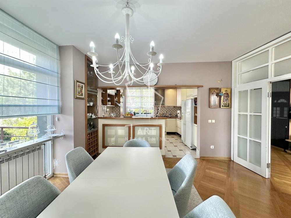 Slika 3 - Kolubarskih ratnika,  Kuća na prodaju, 544m2, 680.000€