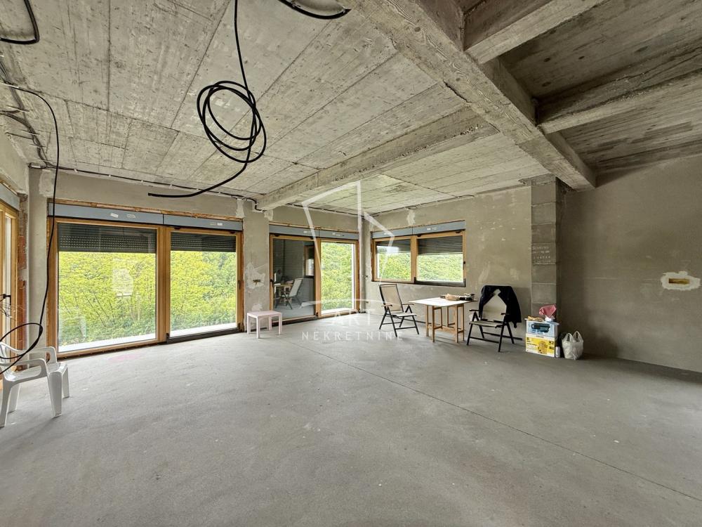 Slika 4 - Put za Markoviće,  Kuća na prodaju, 294m2, 500.000€