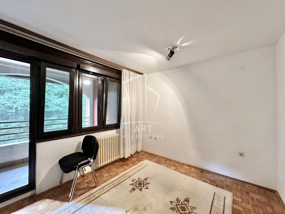 Slika 5 - Slobodana Jovanovića, Trosoban stan za izdavanje, 88m2, 550€