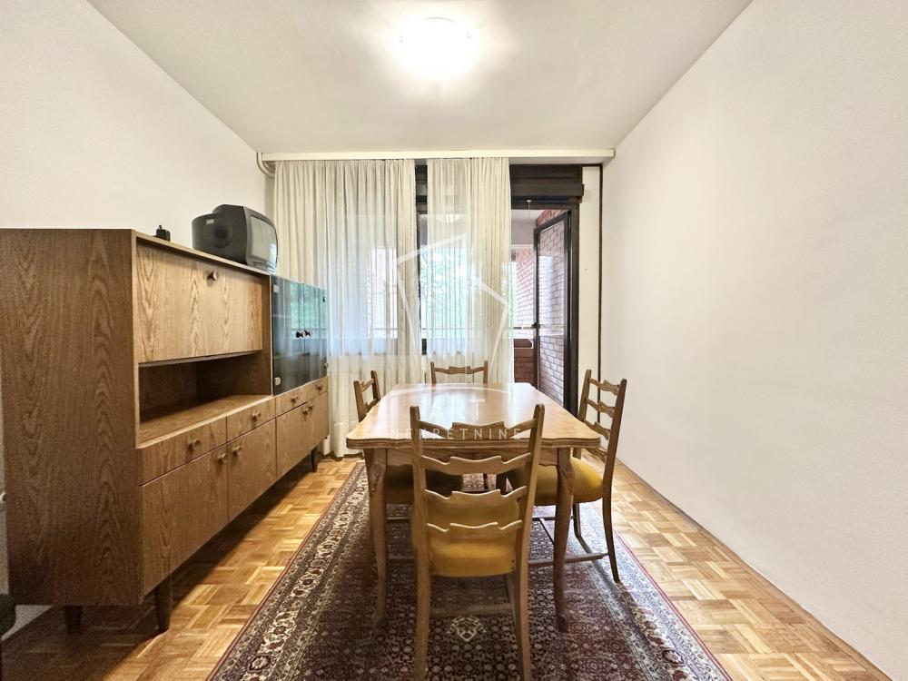 Slika 8 - Slobodana Jovanovića, Trosoban stan za izdavanje, 88m2, 550€