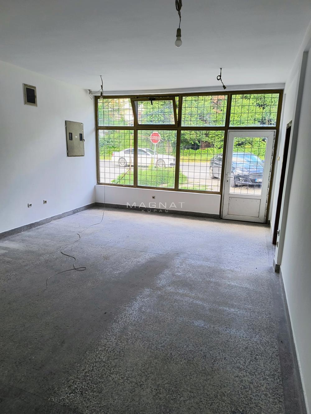 Slika 1 -  Lokal za izdavanje, 110m2, 450€