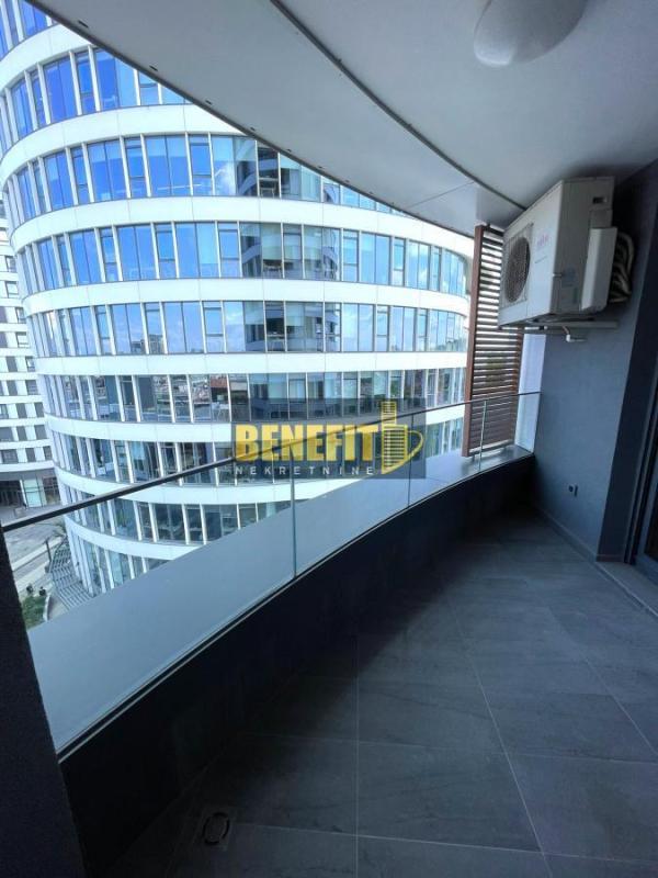 Glavna slika -Četvorosoban stan na prodaju, 107m2, 620.000€