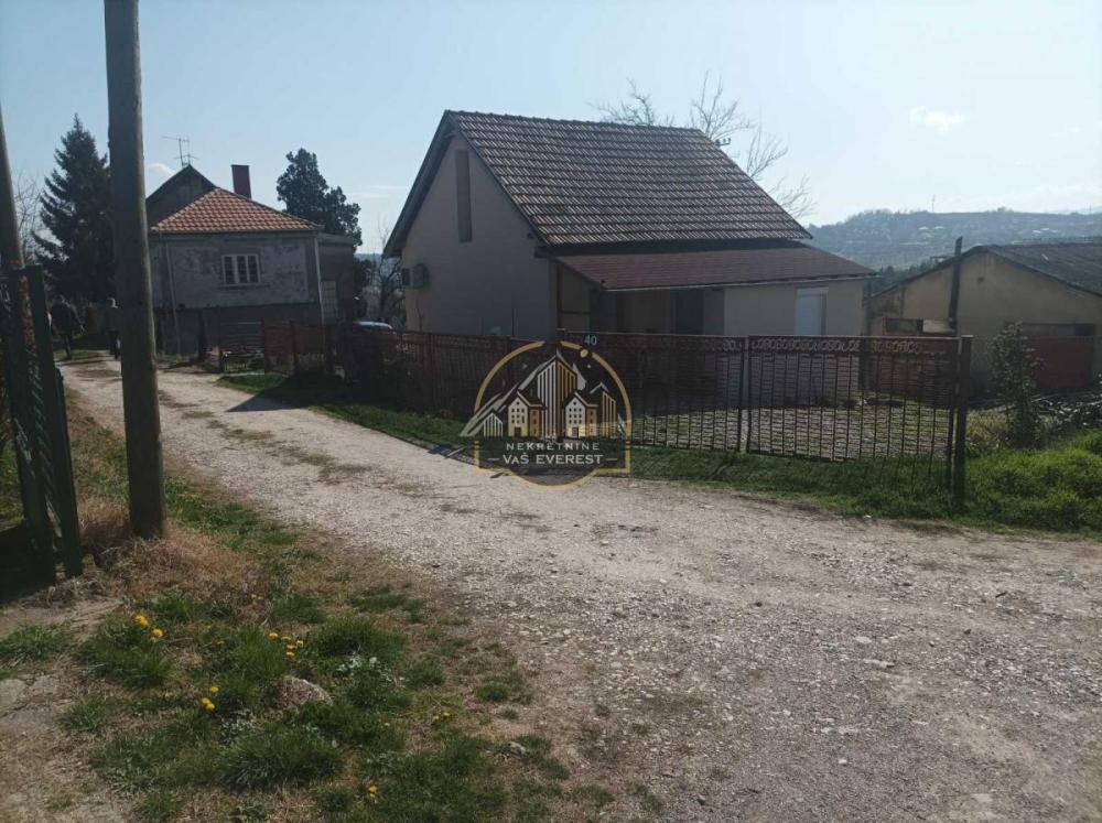 Slika 2 -  Plac na prodaju, Sopot, Avala, 33.000€