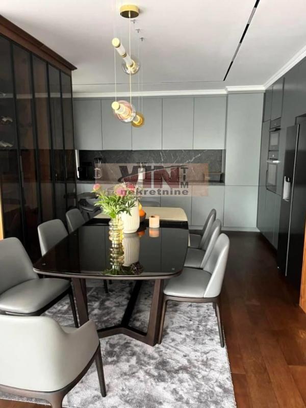 Slika 6 - SKENDER BEGOVA, Četvorosoban stan na prodaju, 148m2, 900.000€