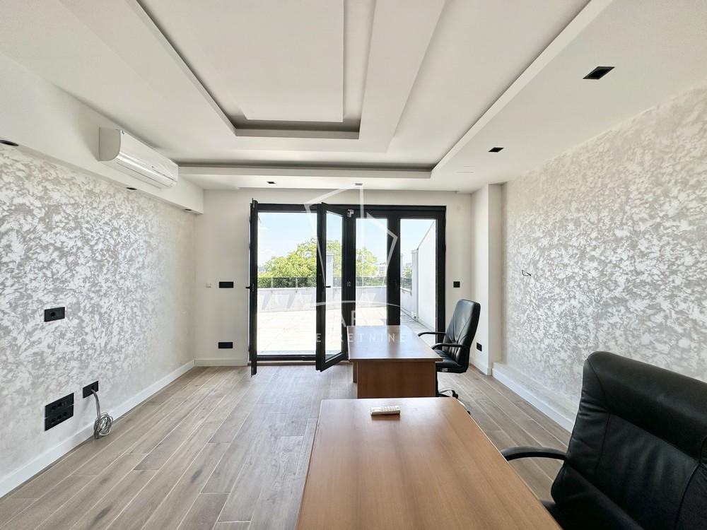 Slika 2 - Ugrinovački put, Četvorosoban stan na prodaju, 161m2, 325.000€