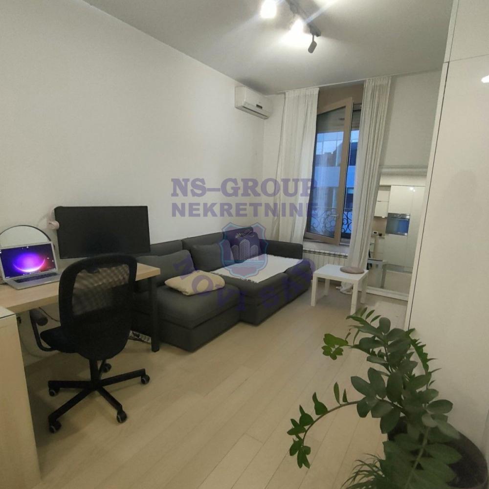 Slika 2 - Jednosoban stan za izdavanje, 25m2, 350€