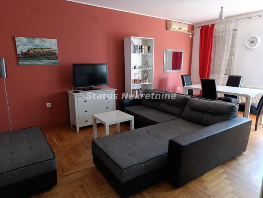 Glavna slika -Trosoban stan za izdavanje, 65m2, 600€