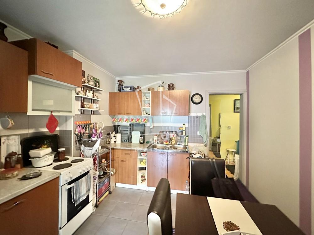 Slika 7 - Garsije Lorke, Trosoban stan na prodaju, 64m2, 150.000€