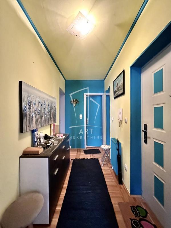 Slika 8 - Garsije Lorke, Trosoban stan na prodaju, 64m2, 150.000€